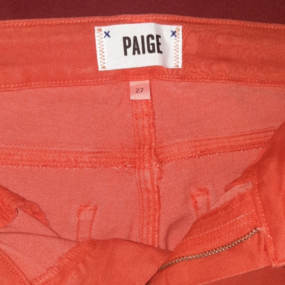 Form Fit Jeans! - Picture 4 of 4